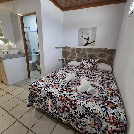 Estudios Con Piscina Compartida En Complejo Rural El Mayorazgo Apartamento