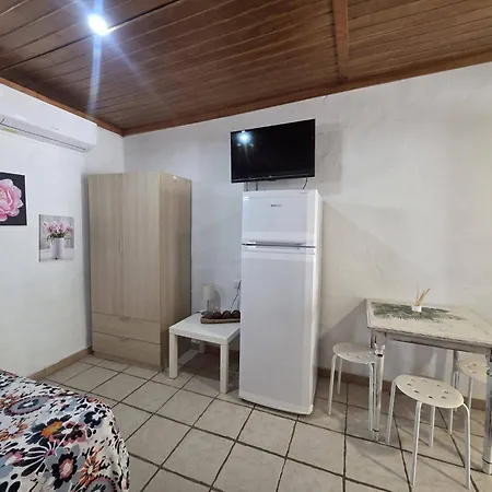 Estudios Con Piscina Compartida En Complejo Rural El Mayorazgo * Cádiz